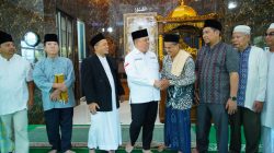 Shalat Jumat Bareng Warga VBS, PJ Bupati Muba Ajak Warga Jaga Kondusifitas