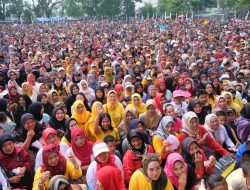 Gempur Kota Sekayu, Pasangan Toha -Rohman Disambut Belasan Ribu Pendukungnya